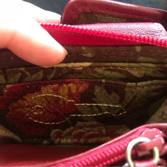 Brighton Tiny Crossbody Bag for your cards and changes - Picture 13 of 14